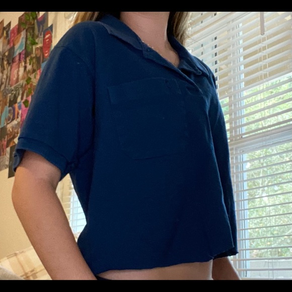 Collared cropped t - Picture 2 of 3